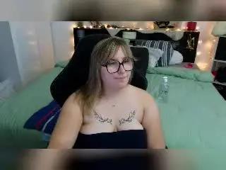 Xlovecam Private Sex Chat of ElvinnaLaFrancaise