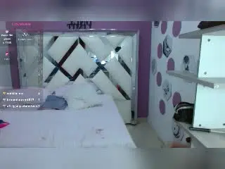 Xlovecam Live Sex Cam of KerlyDolly