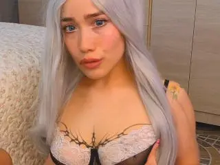 Xlovecam Live Sex Cam of CuteBlondeCaty
