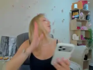 Xlovecam Live Sex of SugarrX
