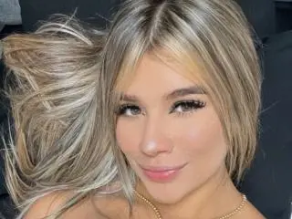 Xlovecam Sex Chat of SashaPolet