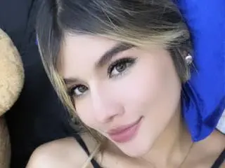 Xlovecam Free Porn Cam of SashaPolet