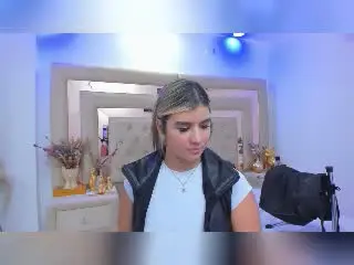 Xlovecam Live Sex of SashaPolet