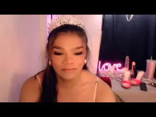 Xlovecam Live Porn of EsaMarie