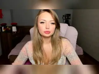 Xlovecam Watch Live Sex Cams of Destinis