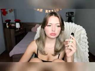 Xlovecam Free Porn Cam of Destinis