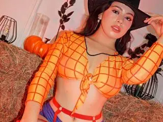Xlovecam Sex Chat of LindaMancini