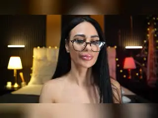 Xlovecam Nude Webcam of CharlotteKozy