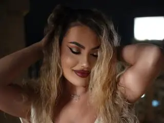 Xlovecam Sex Chat of CelineHuddson
