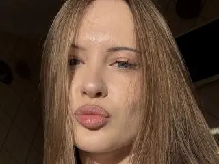 Xlovecam Private Sex Chat of JoelleCanal