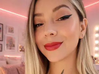 Xlovecam Live Sex Cam of KathyM
