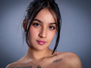 Xlovecam Nude Webcam of LeenaBrown
