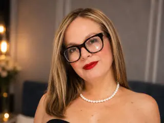 Xlovecam Nude Webcam of PamelaColin