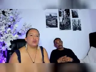 Xlovecam Live Sex Cam of KateAndJonh