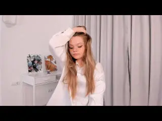 Xlovecam Free Live Porn of DeliaRodrick