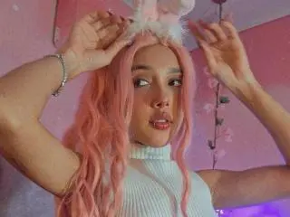 Xlovecam Free Live Porn of GabySmiith