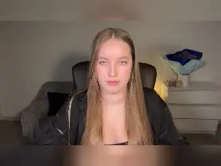 Xlovecam Live Sex Cam of EvaPink