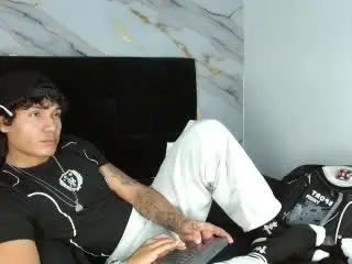 Xlovecam Private Sex Chat of MaximilianRoth