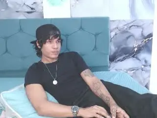 Xlovecam Adult Video Chat of MaximilianRoth