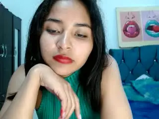 Xlovecam Sex Cam of BellaChaudAmour