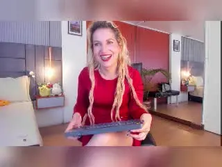 Xlovecam Live Sex Cam of GiuliaAddams
