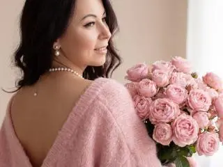Xlovecam Adult Webcam of IsabelleSalvares