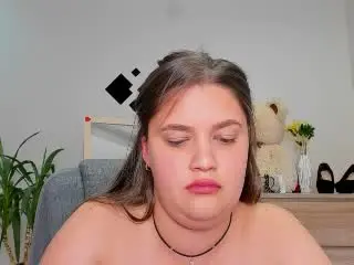 Xlovecam Live Sex of Madrinia