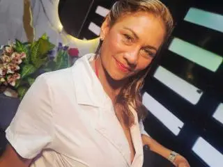 Xlovecam Adult Webcam of MirandaCeleste