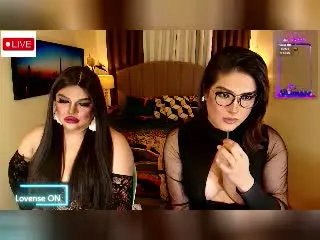 Xlovecam Adult Video Chat of InsatiableQueensX