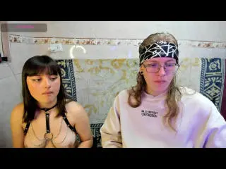Xlovecam Watch Live Sex Cams of JinnLook
