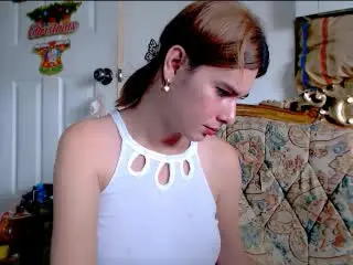 Xlovecam Sex Cam of BeautyQueenTs
