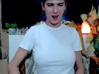 Xlovecam Adult Webcams of BeautyQueenTs