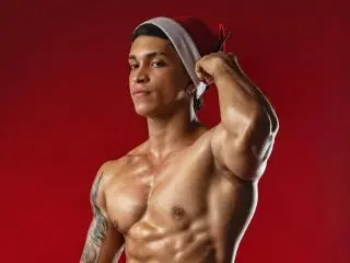 Xlovecam Live Sex Cam of NoahhJacob
