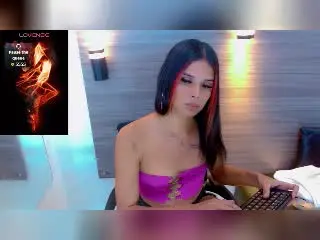 Xlovecam Sex Cam of JessicaHottOne