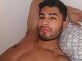 Xlovecam Live Porn of SeanHard