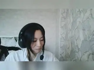 Xlovecam Adult Webcams of EmiliaBrackemyre