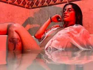 Xlovecam Live Sex Cam of MiaUtena