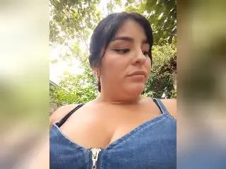Xlovecam Best live sex cam show of TalianaSquirt