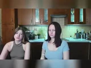 Xlovecam Live Sex of HotCaramelsTrio