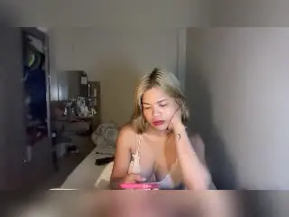 Xlovecam Free Live Porn of YourBestGirlX