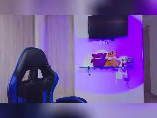 Xlovecam Sex Chat of TaylerDuster