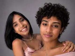 Xlovecam Sex Cam of ValeryAndDarianny