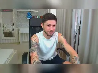 Xlovecam Free Live Porn of JonahShaw