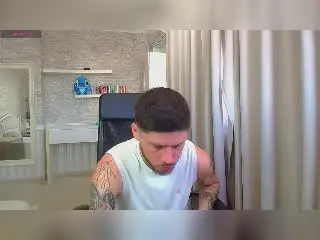 Xlovecam Adult Webcams of JonahShaw