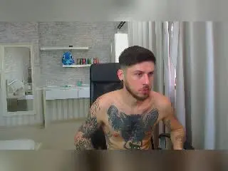 Xlovecam Watch Live Sex Cams of JonahShaw