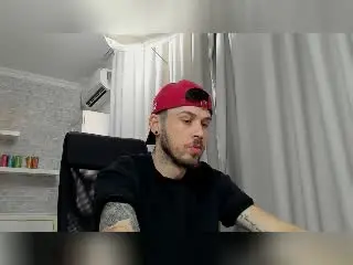 Xlovecam Live Sex of JonahShaw
