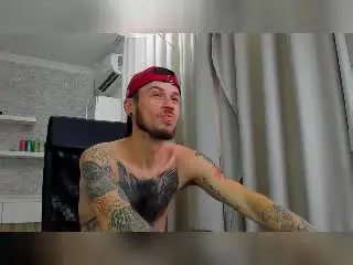 Xlovecam Live Porn of JonahShaw