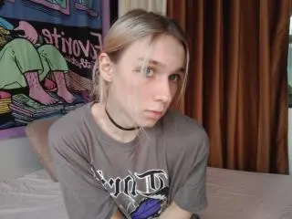 Xlovecam Free Live Porn of IceBenz