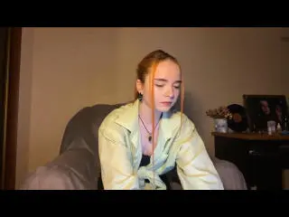 Xlovecam Live Sex Cam of MarlanaBub