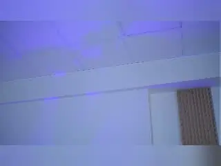 Xlovecam Live Sex of GoldieMaren